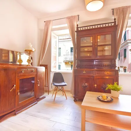 Apartment Mitropolis Old Town