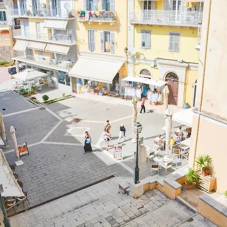 Mitropolis Old Town Apartment *