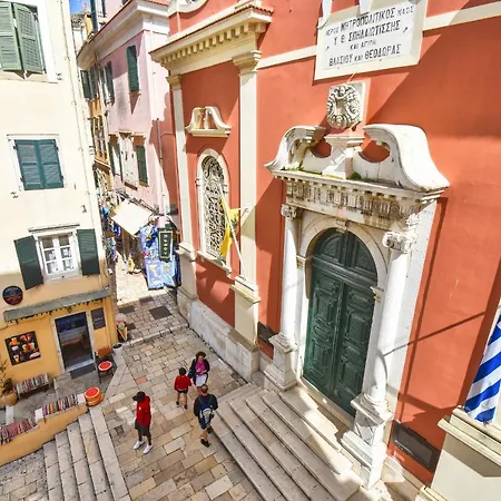 Mitropolis Old Town Apartment *